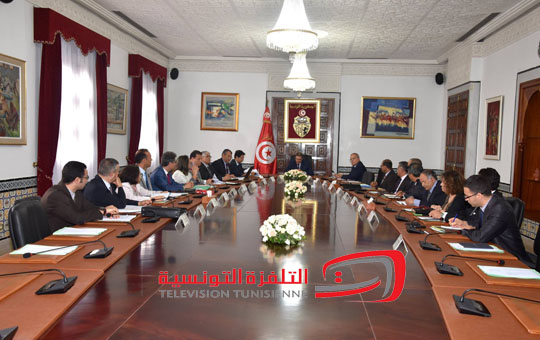 رئيس الحكومة يشرف على اجتماع مجلس التحاليل الاقتصادية